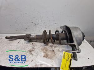 Used Front shock absorber, right Audi A4 Avant (B8) 1.8 TFSI 16V Price € 50,00 Margin scheme offered by Schaap & Bron