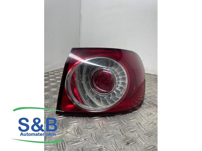 Taillight, right from a Volkswagen Golf Plus (5M1/1KP) 1.4 TSI 122 16V 2012