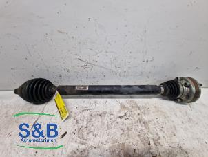Used Front drive shaft, right Audi A3 Sportback (8VA/8VF) 2.0 TDI 16V Price € 75,00 Margin scheme offered by Schaap & Bron