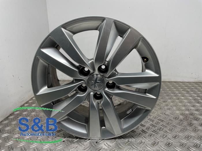 Używane Obrecz Peugeot 308 (4A/C) 1.6 16V GTI Cena € 75,00 Procedura marży oferowane przez Schaap & Bron