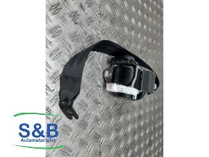Used Front seatbelt, right Volkswagen Golf VII (AUA) 1.4 TGI 16V Price € 120,00 Margin scheme offered by Schaap & Bron
