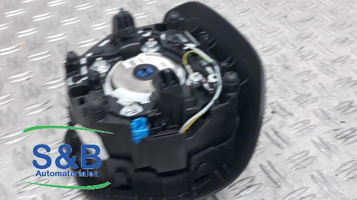 Left airbag (steering wheel) from a Peugeot 308 SW (L4/L9/LC/LJ/LR) 1.6 BlueHDi 120 2017