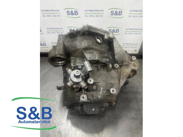 Gearbox Volkswagen Caddy III 2.0 SDI - FZU29095 BDJ FZU