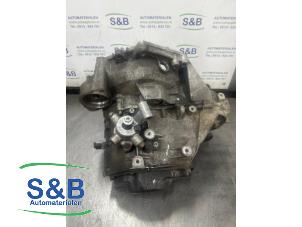 Used Gearbox Volkswagen Caddy III (2KA,2KH,2CA,2CH) 2.0 SDI Price € 450,00 Margin scheme offered by Schaap & Bron