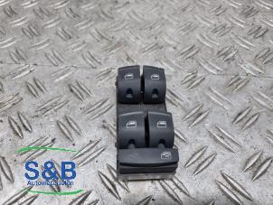 Usados Interruptor de ventanilla eléctrica Audi A3 Sportback (8PA) 1.8 TFSI 16V Precio € 20,00 Norma de margen ofrecido por Schaap & Bron