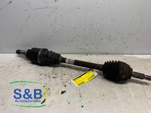Used Front drive shaft, left Renault Clio III (BR/CR) 1.4 16V Price € 35,00 Margin scheme offered by Schaap & Bron