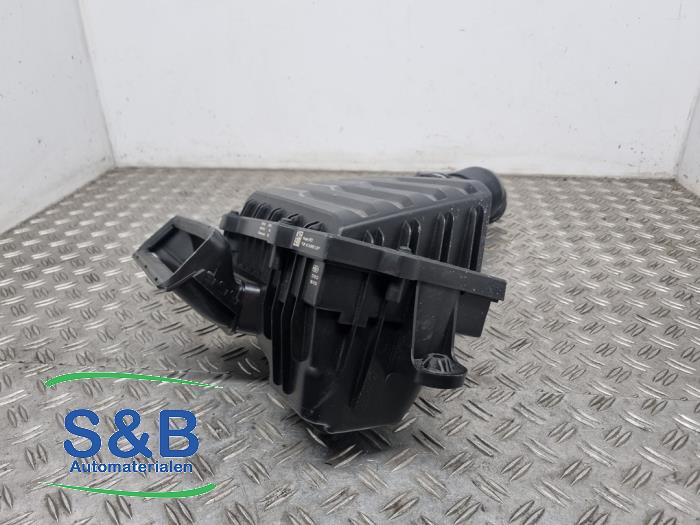 Begagnade Luftfilterhus Volkswagen Golf VIII (CD1) 1.5 eTSI 16V Pris € 120,00 Marginaltabell erbjuds av Schaap & Bron