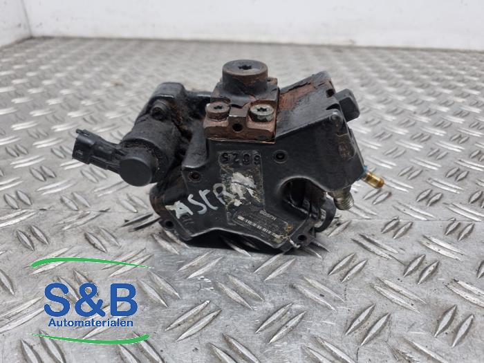 Usagé Pompe diesel Opel Astra H (L69) 1.3 CDTI 16V Ecotec Prix € 100,00 Règlement à la marge proposé par Schaap & Bron