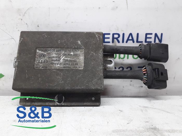 Usados Sensor Nox Volkswagen Golf IV Variant (1J5) 1.6 FSI 16V Precio € 175,00 Norma de margen ofrecido por Schaap & Bron