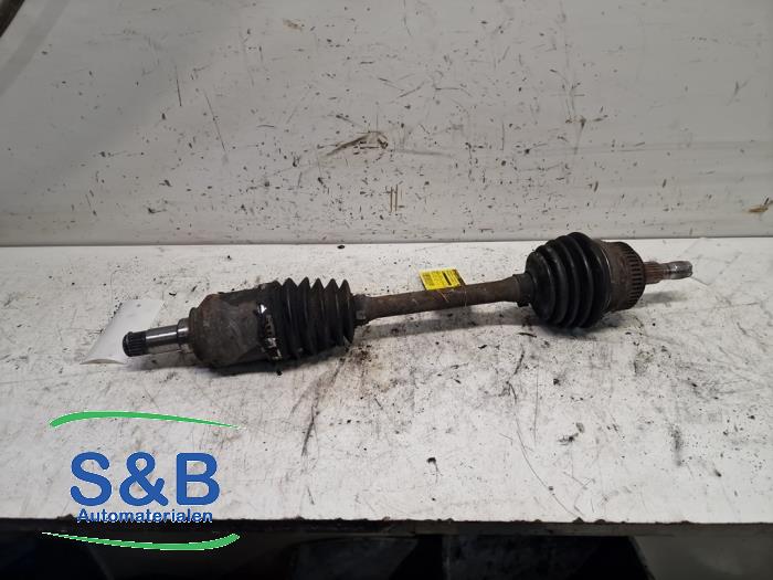 Gebrauchte Antriebswelle links vorne Mercedes A (W168) 1.7 A-170 CDI 16V Preis € 30,00 Margenregelung angeboten von Schaap & Bron
