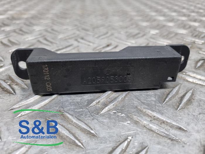 Gebrauchte Keyless Entry-Antenne Mercedes CLA Shooting Brake (117.9) 1.6 CLA-180 16V Preis € 20,00 Margenregelung angeboten von Schaap & Bron
