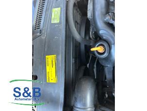 Usados Juego de refrigerador Volkswagen Golf V (1K1) 1.9 TDI Precio de solicitud ofrecido por Schaap & Bron