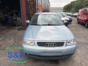 Używane Grill Audi A3 (8L1) 1.6 Cena € 40,00 Procedura marży oferowane przez Schaap & Bron