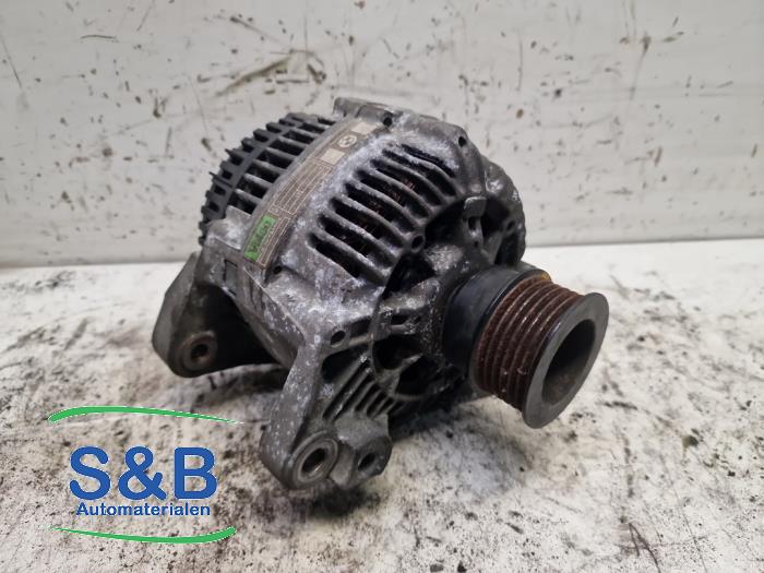 Usagé Dynamo BMW 3 serie (E36/2) 316i Prix € 40,00 Règlement à la marge proposé par Schaap & Bron