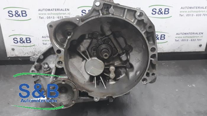 Gebrauchte Getriebe Volkswagen Polo II (86) 1.3 Preis € 300,00 Margenregelung angeboten von Schaap & Bron