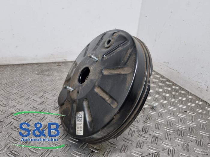 Usagé Servo frein Volkswagen Golf VII (AUA) 1.2 TSI 16V Prix € 69,99 Règlement à la marge proposé par Schaap & Bron