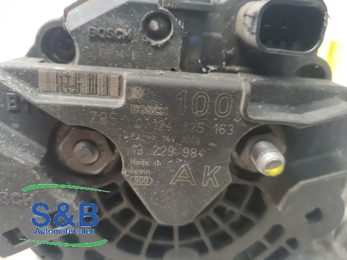 Dynamo d'un Opel Meriva (A) 1.6 16V 2007