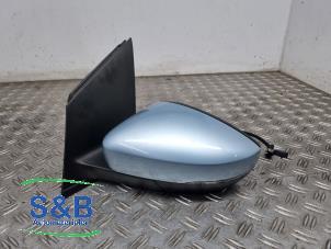 Used Wing mirror, left Volkswagen Polo V (6R) 1.2 TDI 12V BlueMotion Price € 37,00 Margin scheme offered by Schaap & Bron