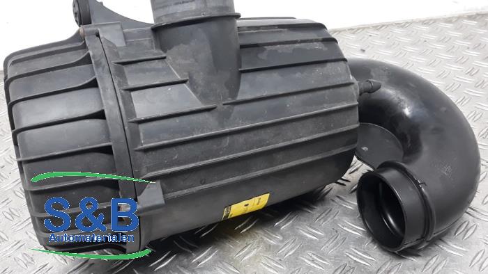 Begagnade Luftfilterhus Citroen Jumper (U9) 2.2 HDi 150 Pris € 70,00 Marginaltabell erbjuds av Schaap & Bron