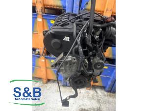 Engine from a Volkswagen Golf V (1K1) 2.0 FSI 16V 2005