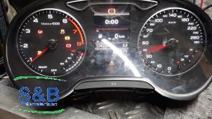 Gebrauchte Instrumentenbrett Audi A3 Limousine (8VS/8VM) 1.0 TFSI 12V Preis € 195,00 Margenregelung angeboten von Schaap & Bron