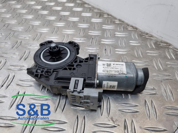 Usados Motor de ventanilla de puerta Tesla Model X 90D Precio € 39,99 Norma de margen ofrecido por Schaap & Bron