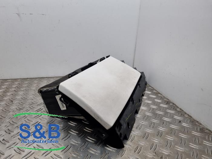 Begagnade Handskfack Tesla Model X 90D Pris € 99,99 Marginaltabell erbjuds av Schaap & Bron
