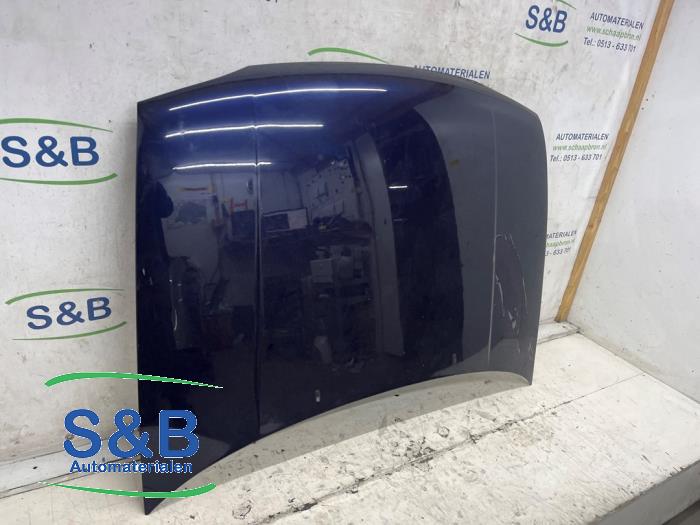 Capot d'un Volkswagen Golf III Cabrio (1E) 1.8 1995