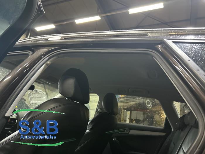 Używane Kurtyna lewa Audi A4 Allroad Quattro (B8) 2.0 TFSI 16V Cena € 75,00 Procedura marży oferowane przez Schaap & Bron