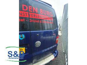 Usagé Portière arrière camionnette Volkswagen Transporter T5 2.5 TDi Prix € 300,00 Règlement à la marge proposé par Schaap & Bron