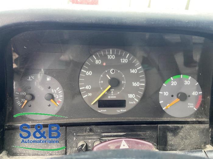 Begagnade Instrumentpanel Volkswagen LT II 2.8 TDi Pris € 50,00 Marginaltabell erbjuds av Schaap & Bron
