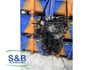 Engine from a Volkswagen Passat Variant (3G5) 1.6 TDI 16V 2015