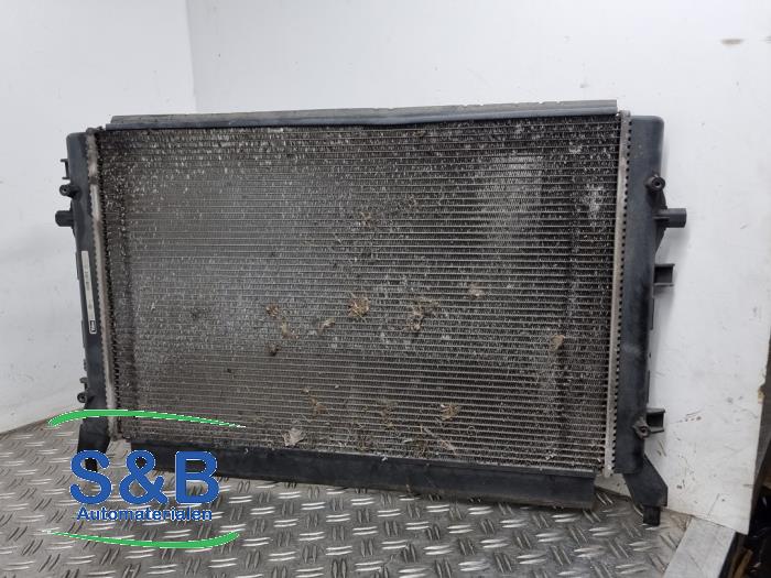 Radiateur d'un Volkswagen Golf VI Variant (AJ5/1KA) 1.4 TSI 122 16V 2012