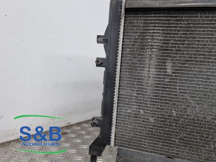 Radiateur d'un Volkswagen Golf VI Variant (AJ5/1KA) 1.4 TSI 122 16V 2012