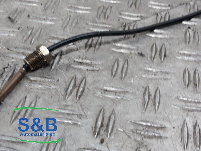 Usagé Sensor température d’échappement Volkswagen Caddy IV 2.0 TDI 75 Prix € 35,00 Règlement à la marge proposé par Schaap & Bron