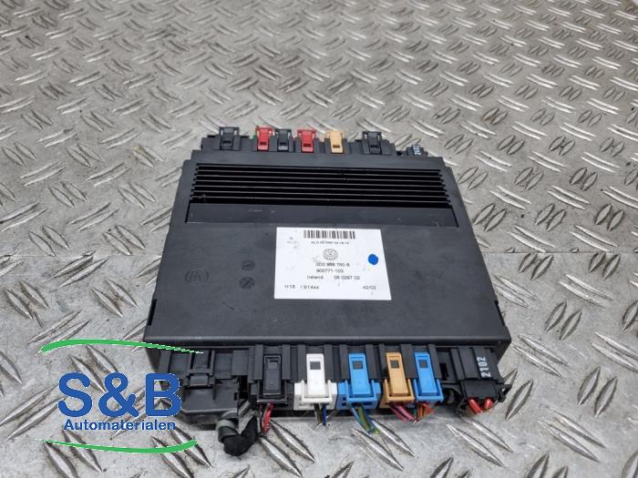 Begagnade Sätesdator Volkswagen Phaeton (3D) 3.2 V6 30V Pris € 99,00 Marginaltabell erbjuds av Schaap & Bron