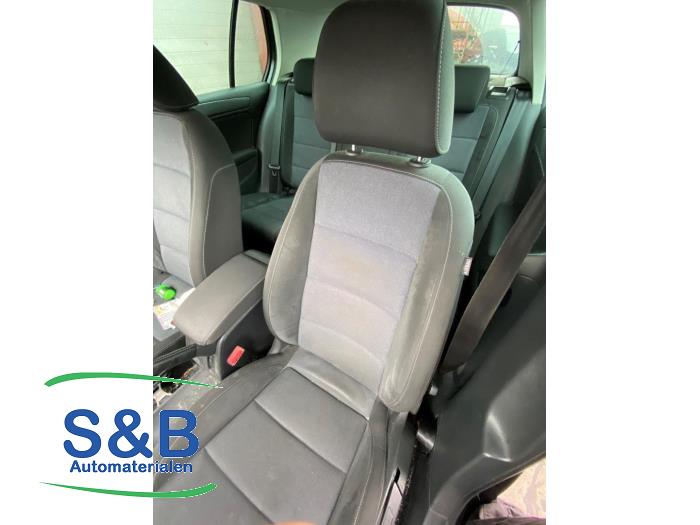 Gebrauchte Sitz links Volkswagen Golf VI (5K1) 1.2 TSI Preis € 125,00 Margenregelung angeboten von Schaap & Bron