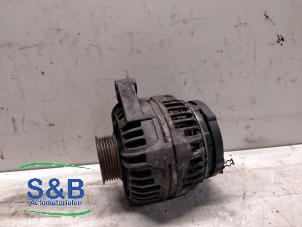 Dynamo van een Audi A6 Avant (C5) 2.5 TDI V6 24V 2002