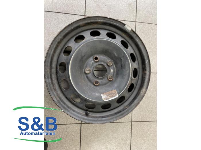 Używane Obrecz Volkswagen Golf V (1K1) 1.9 TDI 4Motion Cena € 22,50 Procedura marży oferowane przez Schaap & Bron