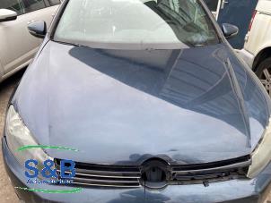 Usados Capó Volkswagen Golf VI (5K1) 1.2 TSI BlueMotion Precio € 125,00 Norma de margen ofrecido por Schaap & Bron