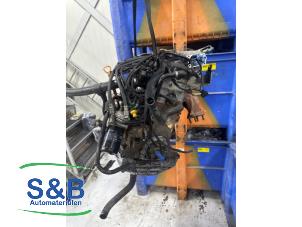 Motor van een Audi 80 (B4) 2.0 E 1995