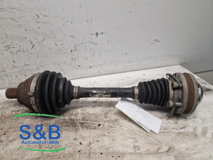 Gebrauchte Antriebswelle links vorne Volkswagen Golf VII (AUA) 2.0 R 4Motion 16V Preis € 75,00 Margenregelung angeboten von Schaap & Bron