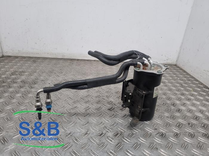Begagnade Bränslefilterhus Volkswagen Touran (1T1/T2) 1.9 TDI 100 Pris € 49,99 Marginaltabell erbjuds av Schaap & Bron