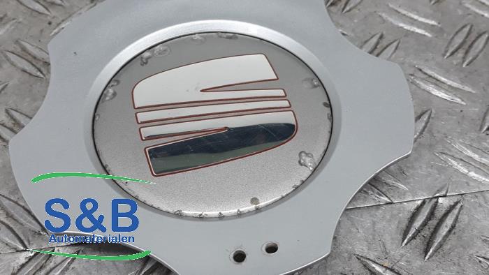 Używane Kolpak Seat Cordoba (6L2) 1.2 12V Cena € 10,00 Procedura marży oferowane przez Schaap & Bron