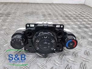 Usagé Panneau de commandes chauffage Ford Fiesta 6 (JA8) 1.5 TDCi Prix € 34,99 Règlement à la marge proposé par Schaap & Bron