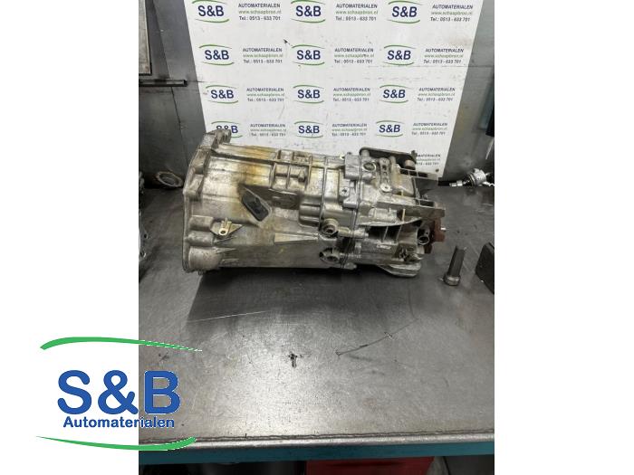 Getriebe van een Volkswagen Crafter 2.0 TDI 16V 2013