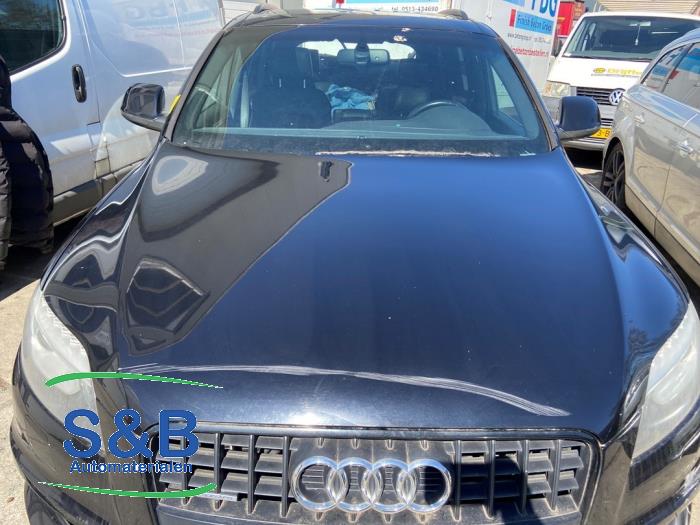 Używane Maska Audi Q7 (4LB) 3.0 TDI V6 24V Cena € 375,00 Procedura marży oferowane przez Schaap & Bron