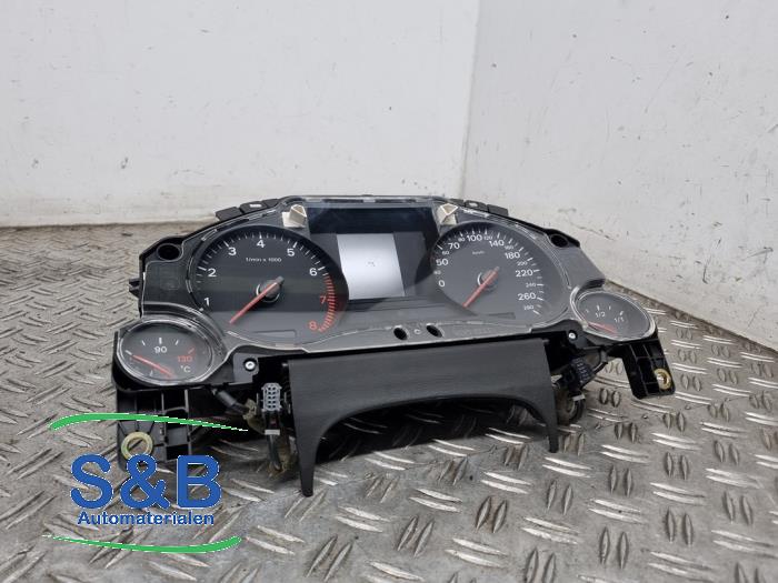 Begagnade Instrumentpanel Audi A8 (D3) 6.0 W12 48V Quattro Pris € 249,99 Marginaltabell erbjuds av Schaap & Bron