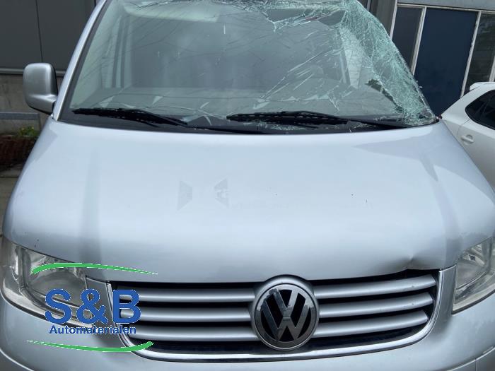 Używane Maska Volkswagen Transporter T5 2.5 TDi Cena € 60,00 Procedura marży oferowane przez Schaap & Bron