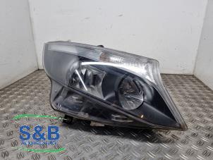 Usados Faro derecha Mercedes Vito (447.6) 1.6 111 CDI 16V Precio € 165,00 Norma de margen ofrecido por Schaap & Bron